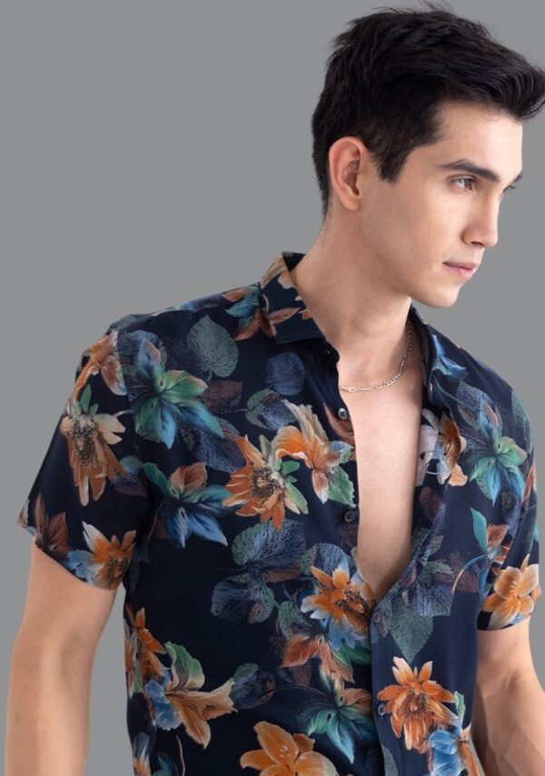 Blue floral Cotton Half Sleeves Men Printed Shirt